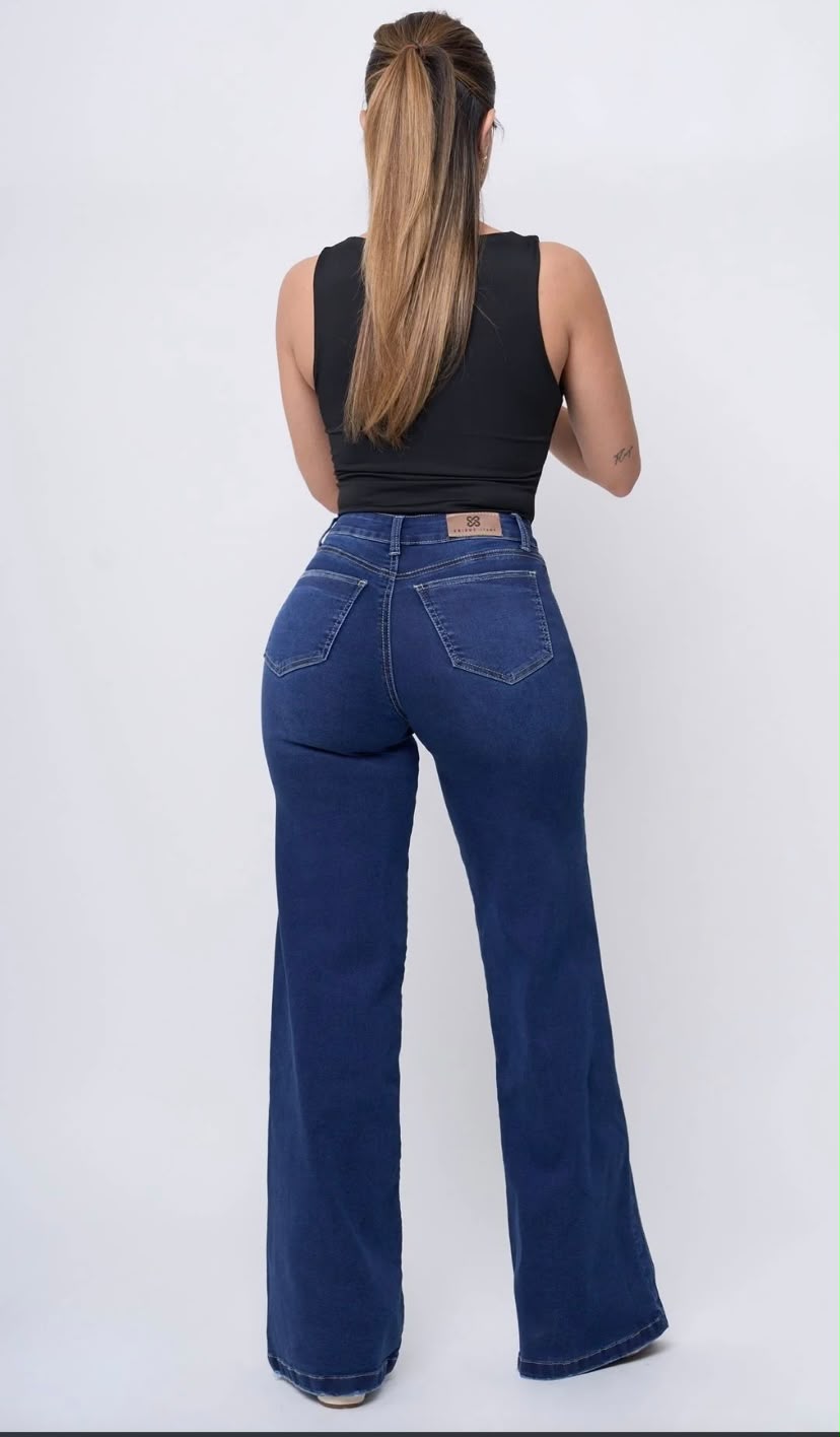 Divina 4